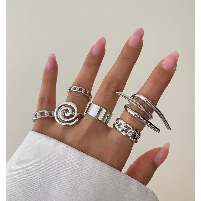 

Кольцо ювелирная ниша высококлассные ювелирные аксессуары личность легкая роскошь полое кольцо женщина с личностью