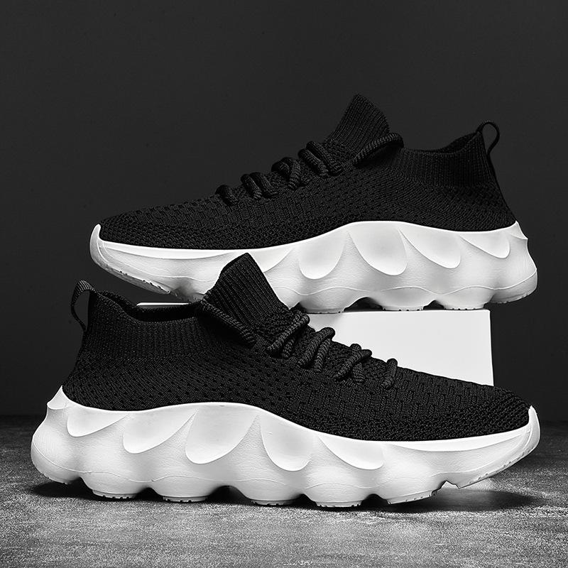 New large size men's shoes lightweight breathable socks shoes men's lace-up outdoor sports and leisure shoes men's mesh shoes