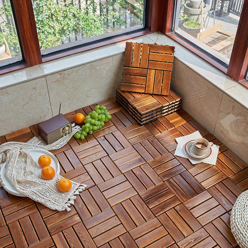 Karbonisierte Holzböden für Außenterrasse, Garten oder Balkon - Feuchtigkeitsbeständig, Korrosionsbeständig, Selbstverlegendes Design.