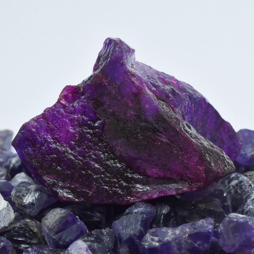 Purple Sapphire 226.10 Ct Uncut Raw Rough Natural CERTIFIED Loose Gemstone