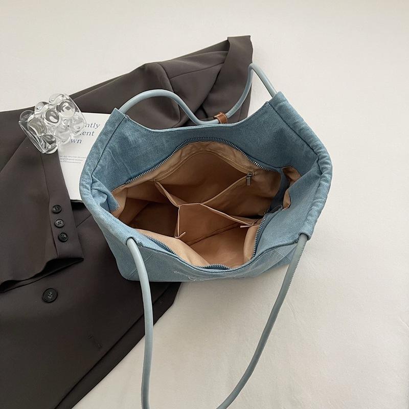 Dog Embroidery Denim Tote Bag Retro Blue Denim Hobo Tote With Leather Phe Pocket, Casual Commuter Shoulder Bag