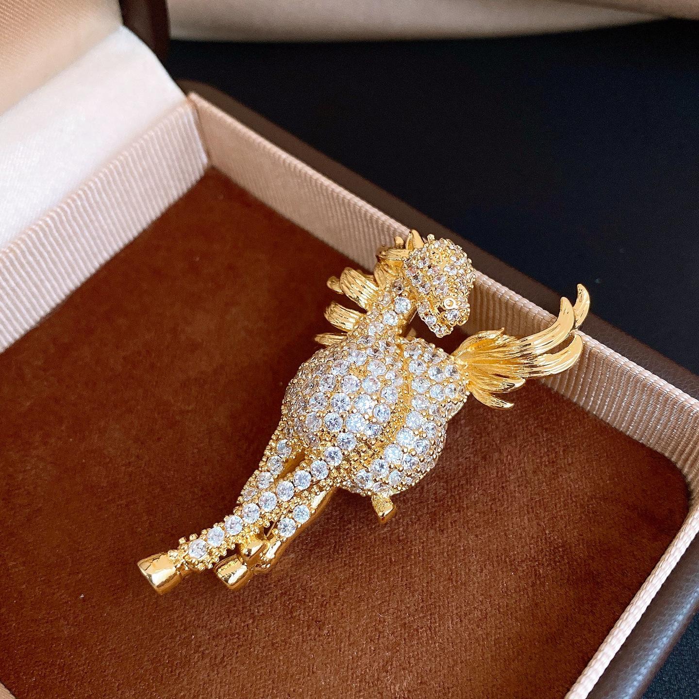 14K electroplated metal wind zircon pony brooch light luxury pin European and American suit accessories