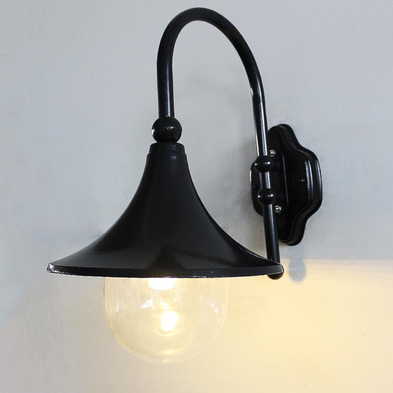 Retro Waterproof Outdoor Wall Light for Balconies, Courtyards, and Staircases - American/European Style