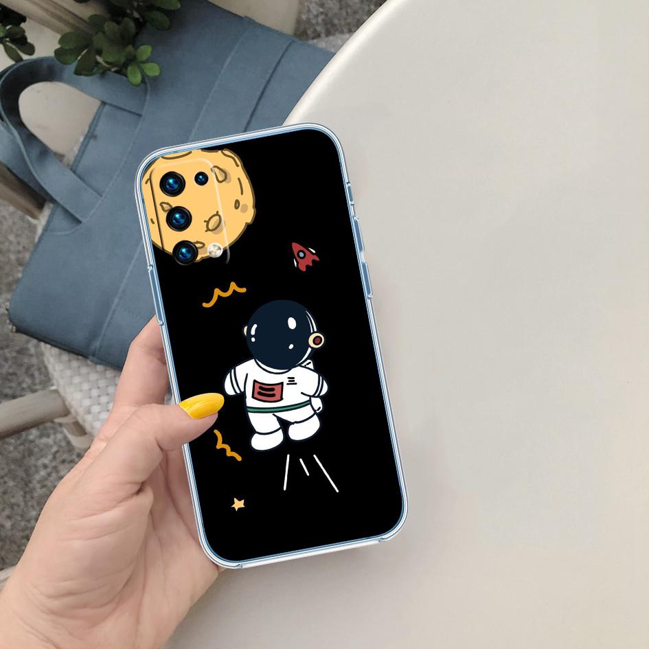 LO12 Astronaut Space Moon Case for Motorola G10 G20 G30 G31 G32 G34 G35 G41 G42 G50 G51 G52 G55 G60 G60S G62 G71 G72 G75