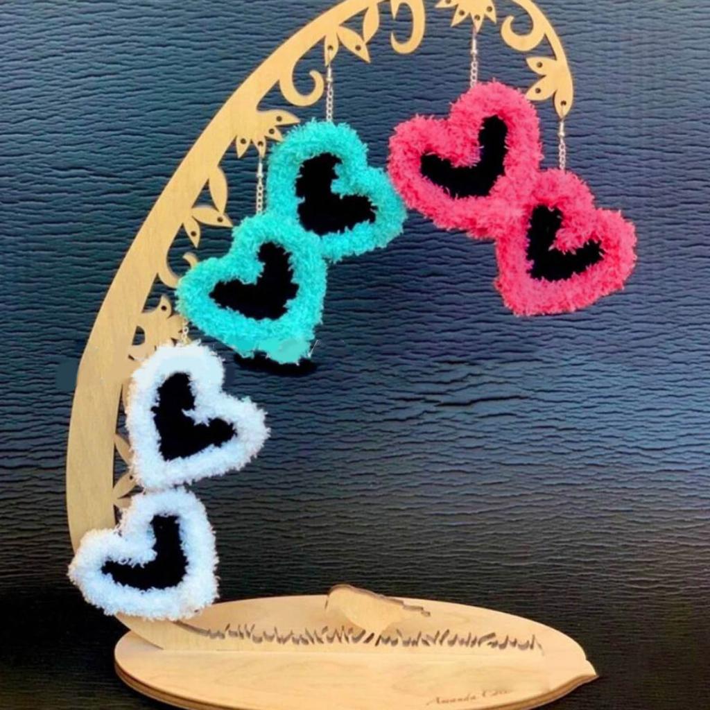 Handcrafted Crocheted Earrings Ornament Unique Heart Shaped Earrings Accessory Simple Ear Hooks for Parties Gatherings