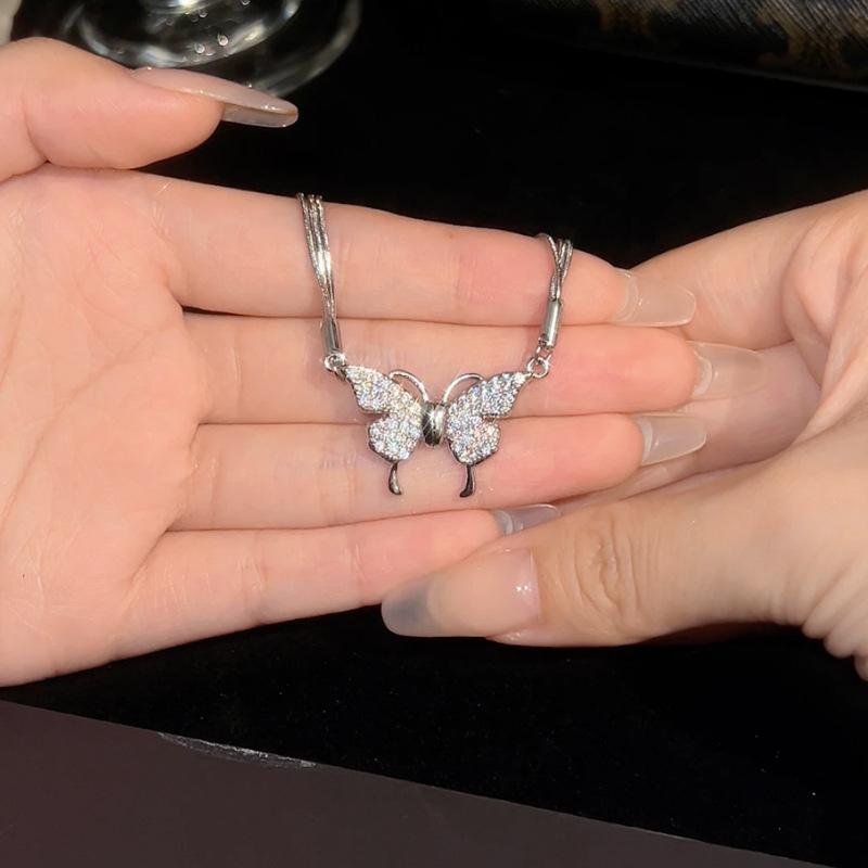 Diamond-encrusted Butterfly Magnetic Suction Stacking Multi-layer Necklace Niche Cold Wind Design Pendant Collarbone Chain High-end Neck Chain Female