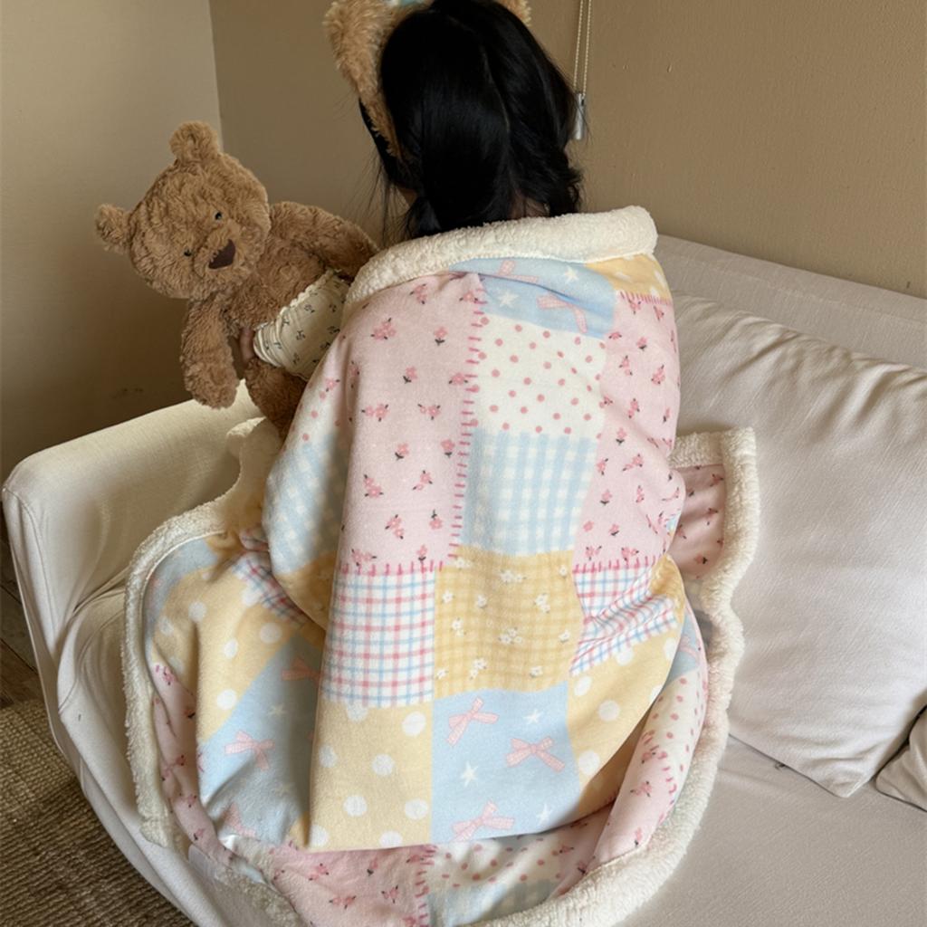 Thickened Lamb & Coral Fleece Cartoon Animation Winter Blanket for Office Nap Air Conditioning Sofa Cover & Kindergarten Use