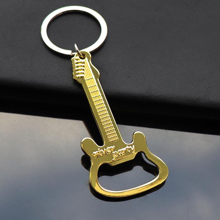 Multifunctional Metal Keychain: Glasses and Beer Bottle Opener Pendant Gift.