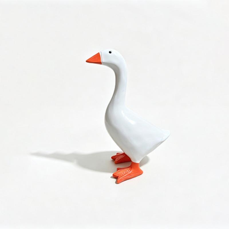 Duck Key Storage Home Decor Item Creative Magnetic Iron Resin Duck Home Decoration Art Piece