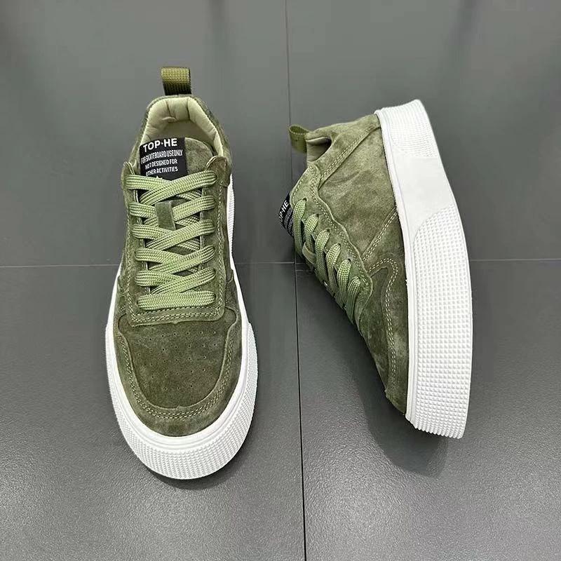 Board Shoes for Men Trendy Flat Shoes Lightweight Comfortable Sports Men Shoes Soft Outdoor Walking Shoe  Para Hombres