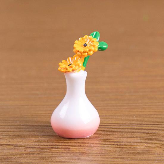 4Pcs Mini Vase Ornament Healing Mini Garden Stress Relief Partner Resin Bouquet Desktop Narrative Sense Decor