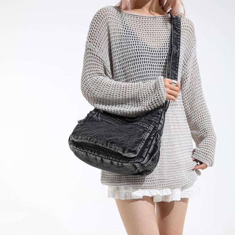 Vintage Style Denim Shoulder Bag for Women, Retro Blue Jean Crossbody Handbag, Cute Grunge Alt Gift for Teen Girls, for School
