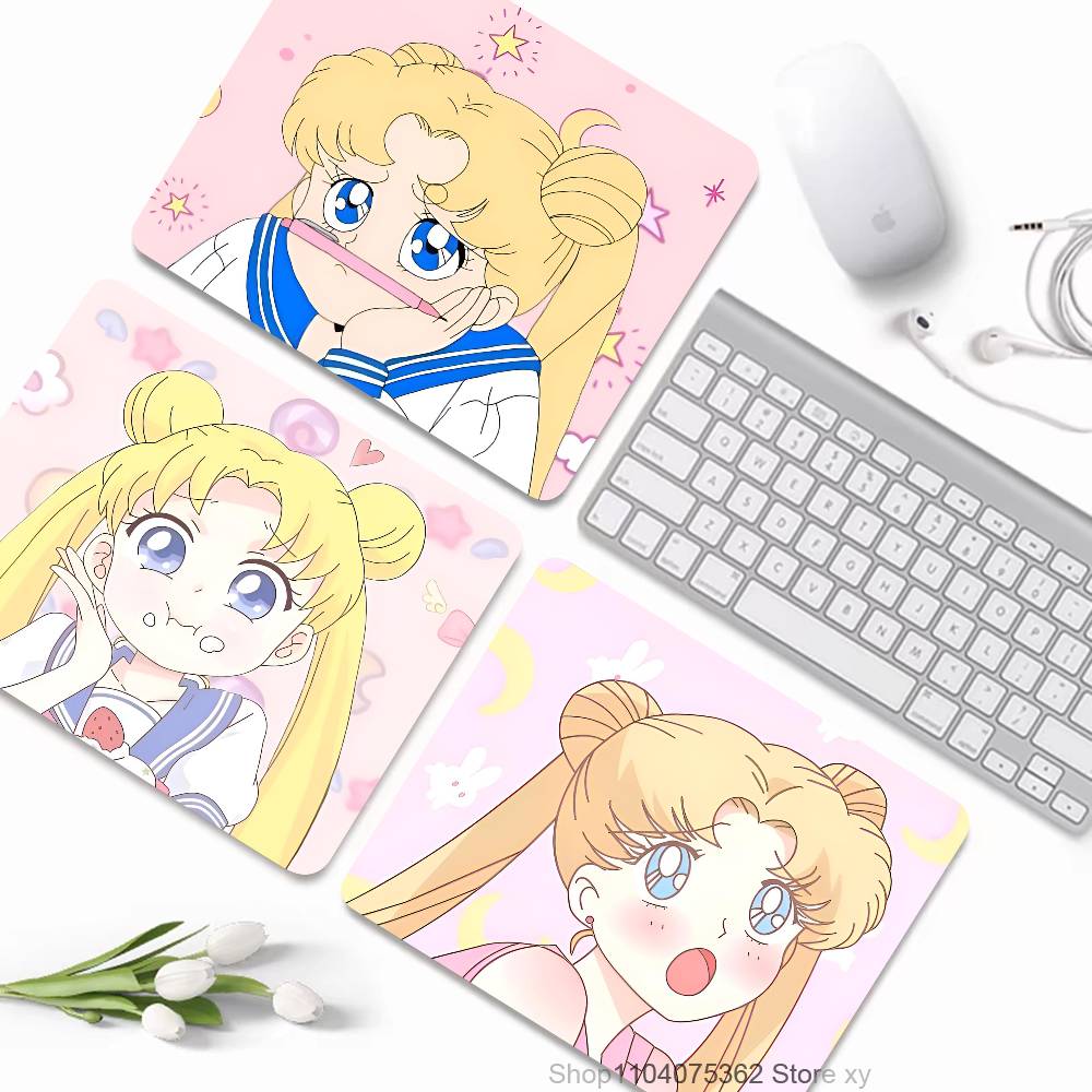 Anime Mousepad Small LockEdge Mouse Pad For Gamers Computer Desk Pad Rectangular S-Sailors Moons Anti-slip Rubber