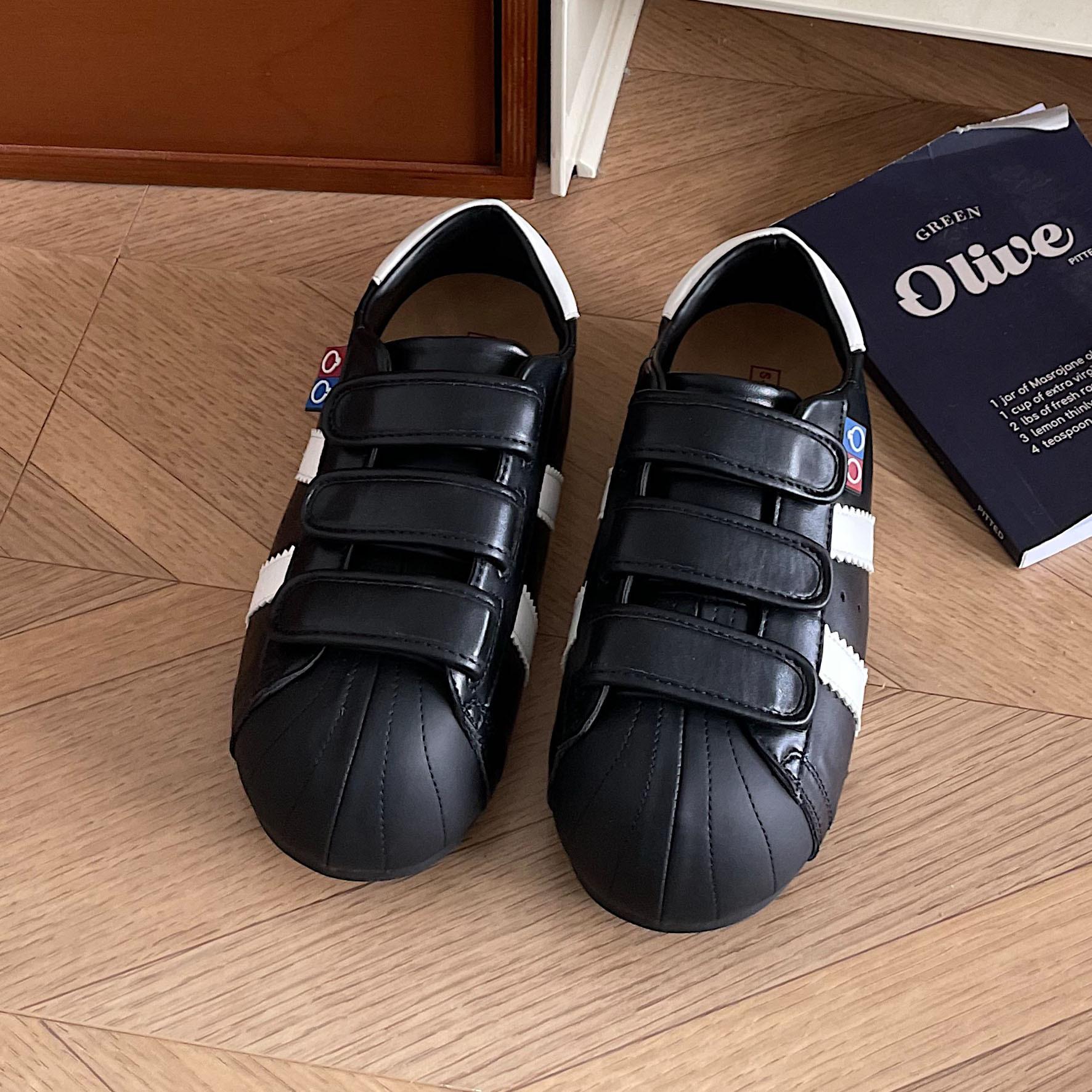 

Fashion Women s Casual Shoes 2025 Autumn New Fashion Vintage Non Slip Soft Sole Flats Lightweight Comfortable Luxury Vulcanized Shoes 35 чёрный