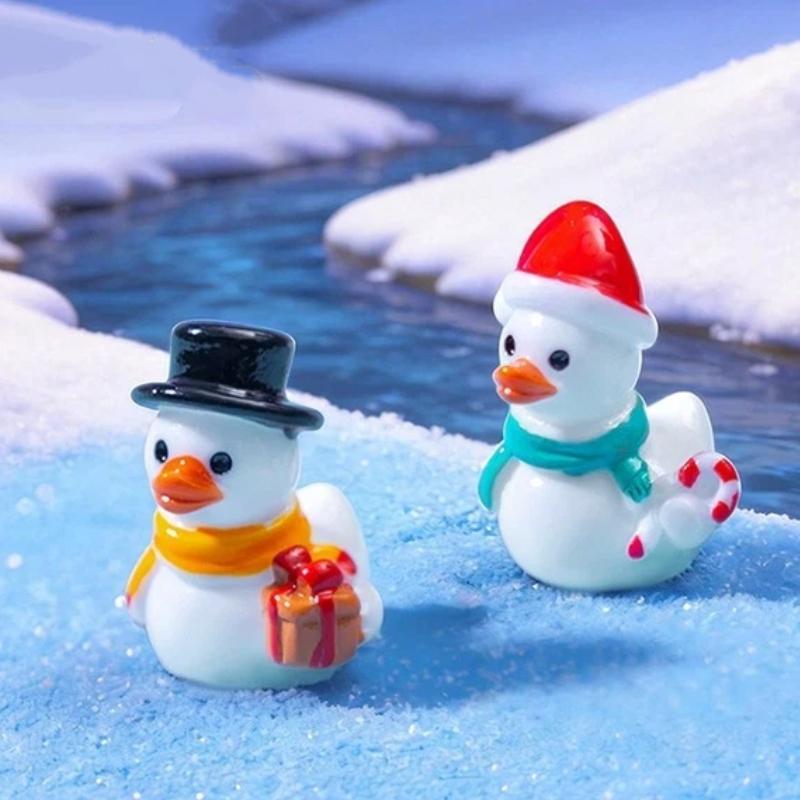 Mini Christmas Resin Figurines Adorable Cartoon Pattern Vivid Handmade Details UV Resistant for Garden Yard Christmas Tree Decoration