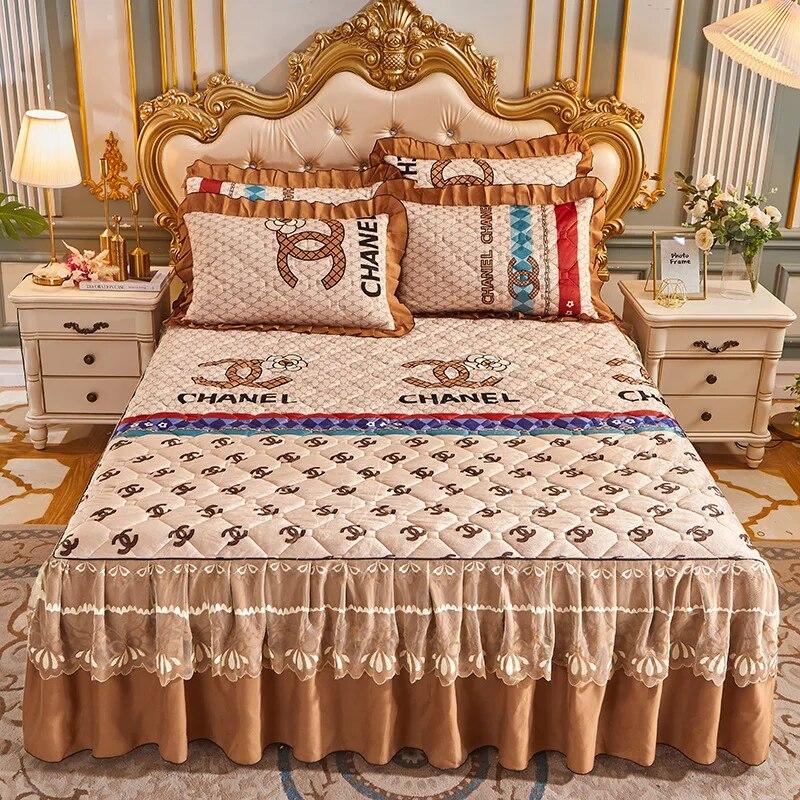 Princess Lace Quilted Bed Spreads Crystal Velvet Bedding Sheets Set King Queen Size Thick Winter Warm Cotton Wedding Bed Cover