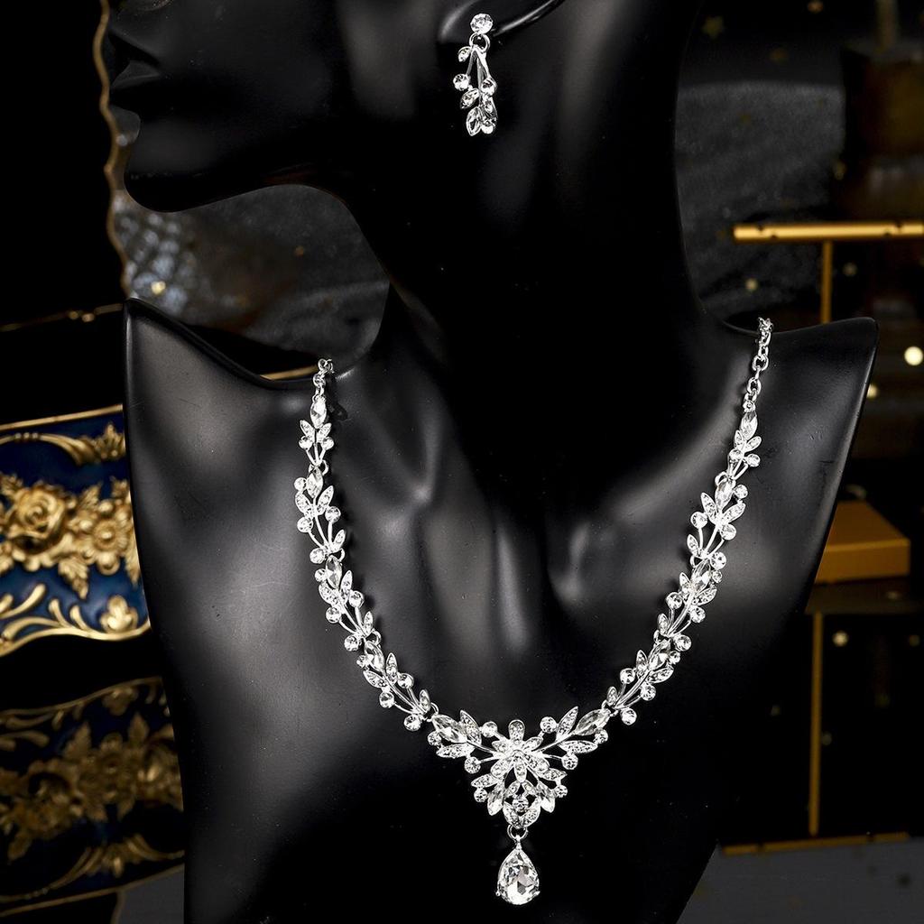 Vintage Crystal Floral Teardrop Bridal Necklace & Earring Set - Elegant Evening Jewelry