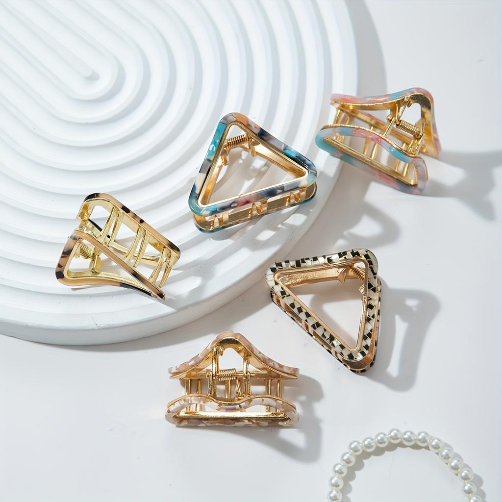Elegant Triangular Hair Claw Clip Hollow Out Stylish Hairdressing Accessories For Women And Daily Use