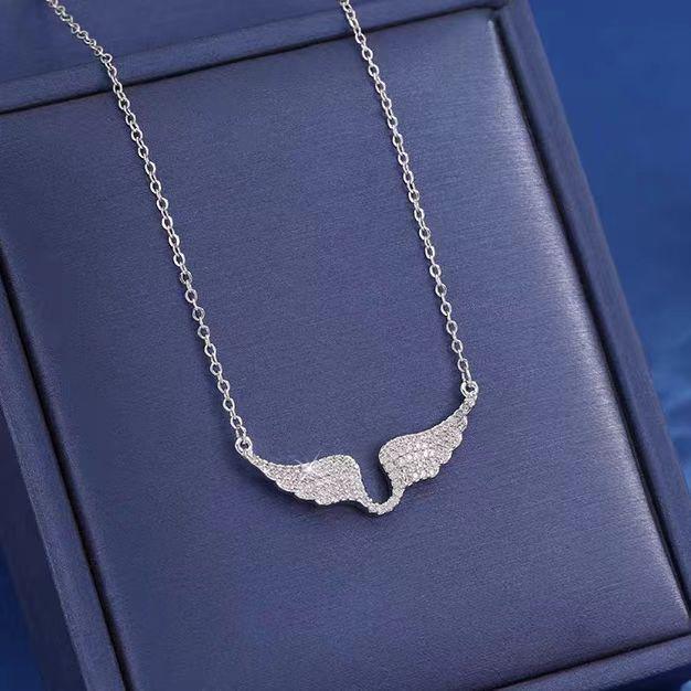 Elegante Engelsflügel Diamant Halskette, Modische Vielseitige Titanstahl Schlüsselbein Kette für Damen gray