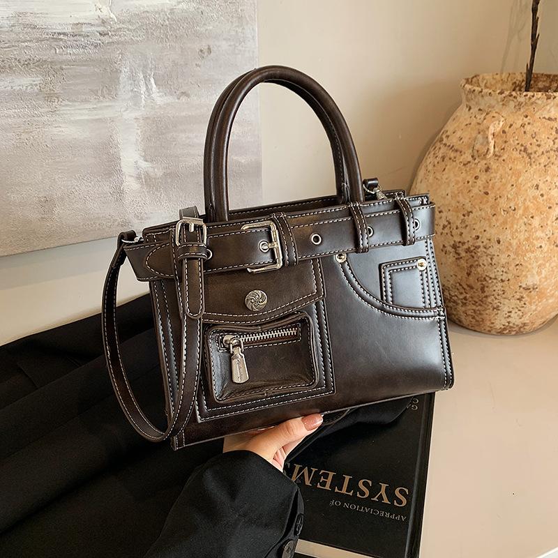 

Women s bag 2025 new Korean version fashion sewing thread retro handbag large capacity shoulder messenger tote bag чорний