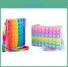 Bolsa Pop It Macaroon Arco-Íris Vibrante Capa para iPad com Brinquedo Fidget Sensorial de Bolhas