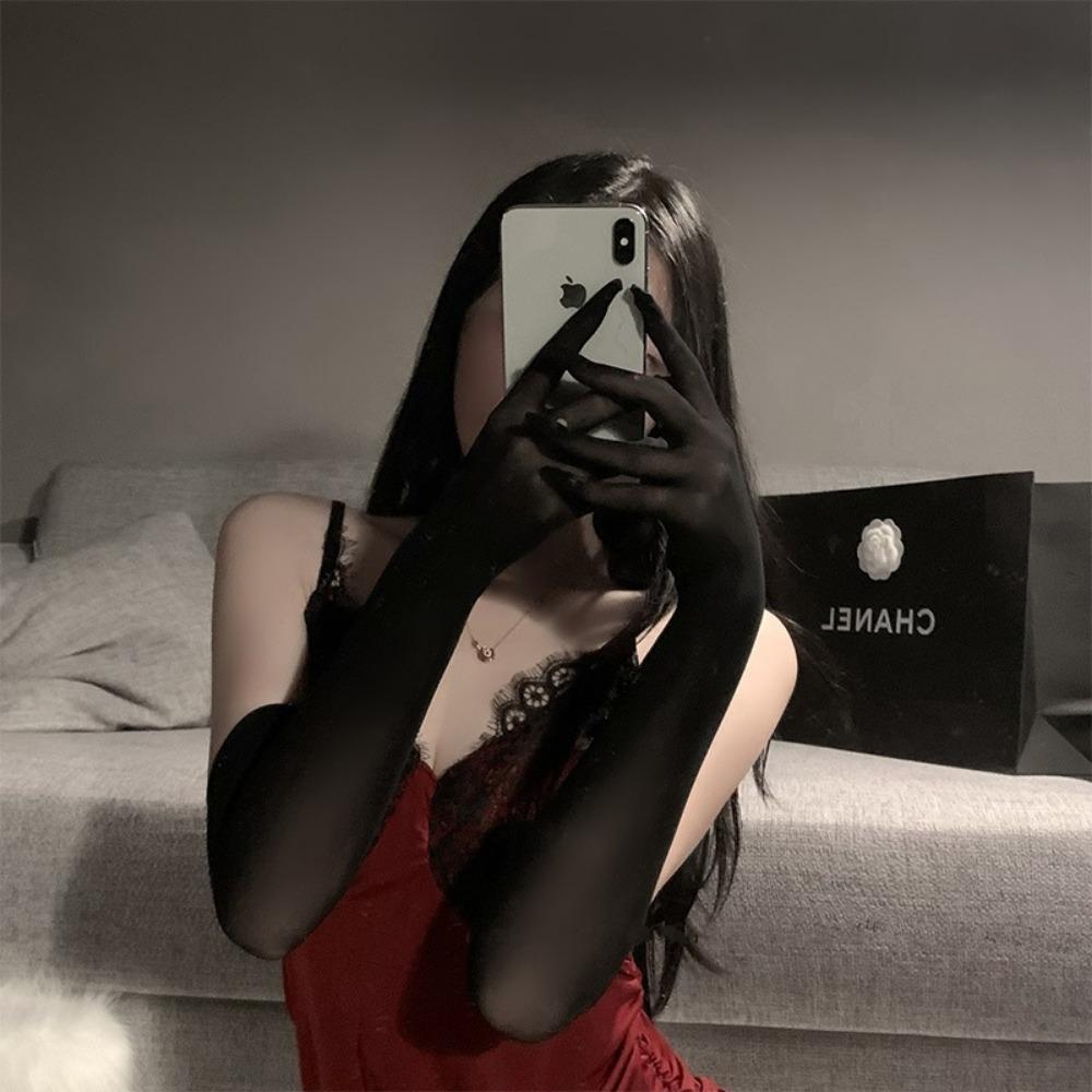 Man Want Fun Seamless Stockings Gloves Anti-Hooking Bridal Wedding Gloves Sunscreen Long Transparent Hand Silk 3333