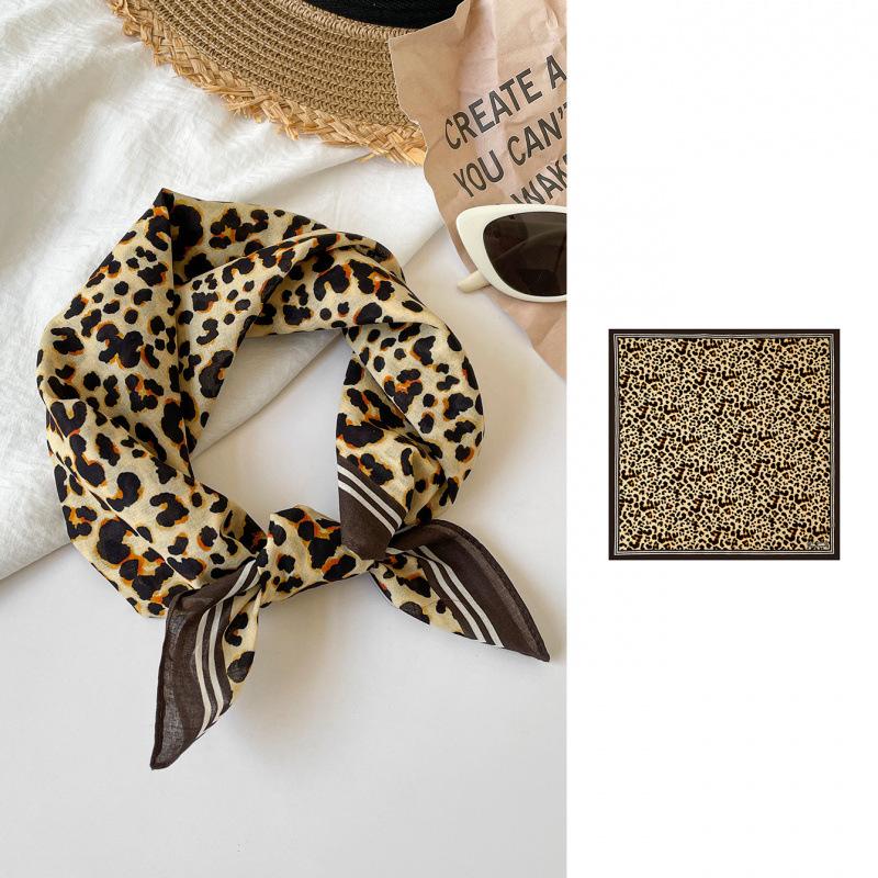 Fashion Cotton Leopard Print Square Scarf Silk Scarf Women'S Neck High-End Scarf Neck Decoration Retro Headscarf Scarf
