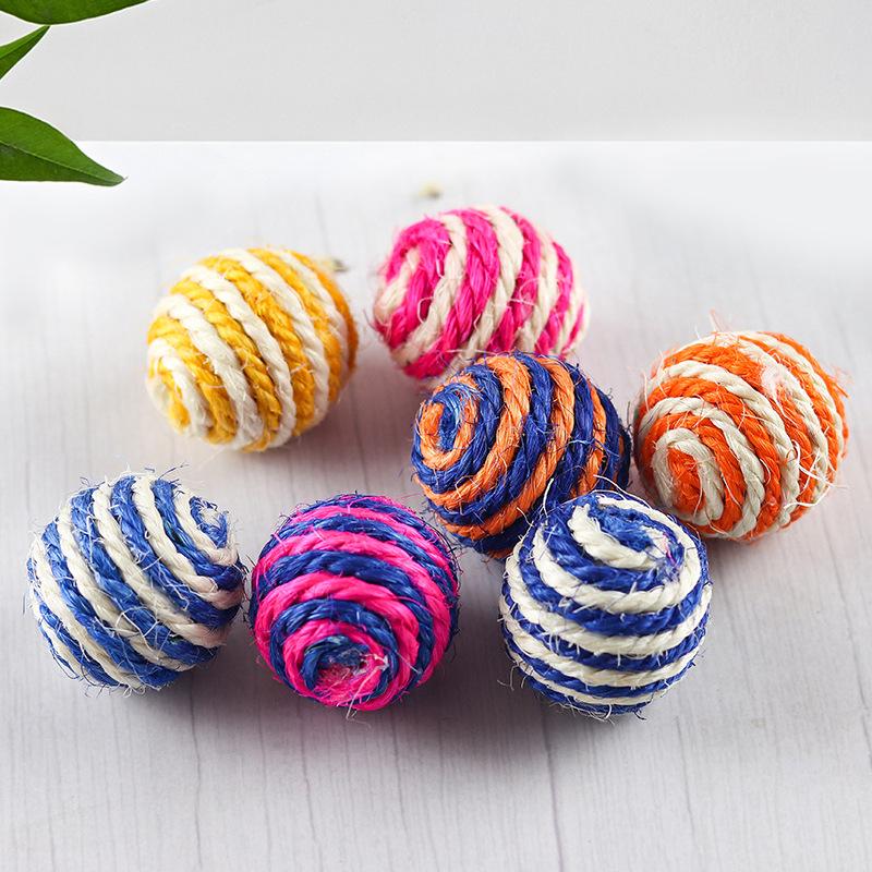 Sisal Cat Teasing Ball: Self-Amusement, Bite-Resistant, Molar Grinding, Sound-Making Pet Toy