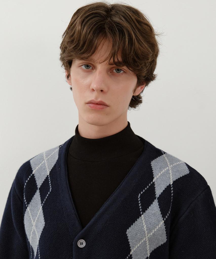 Wednesday Oasis Classic Argyle V-Neck Knit Cardigan_Navy(Wc25-Kn64)