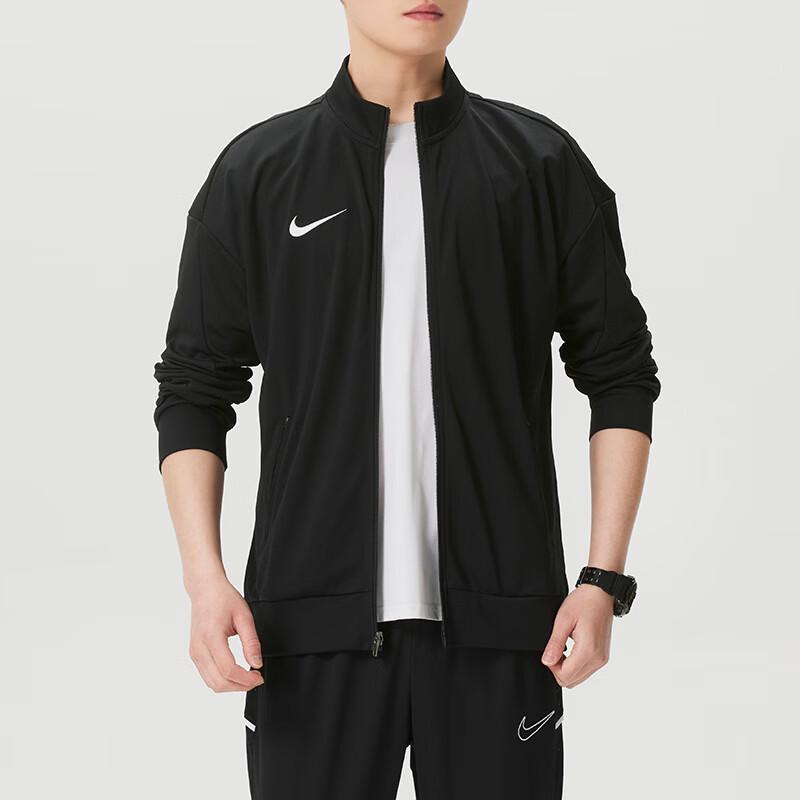 Nike Men s Hooded Sportswear Jacket IR8421-010 M
