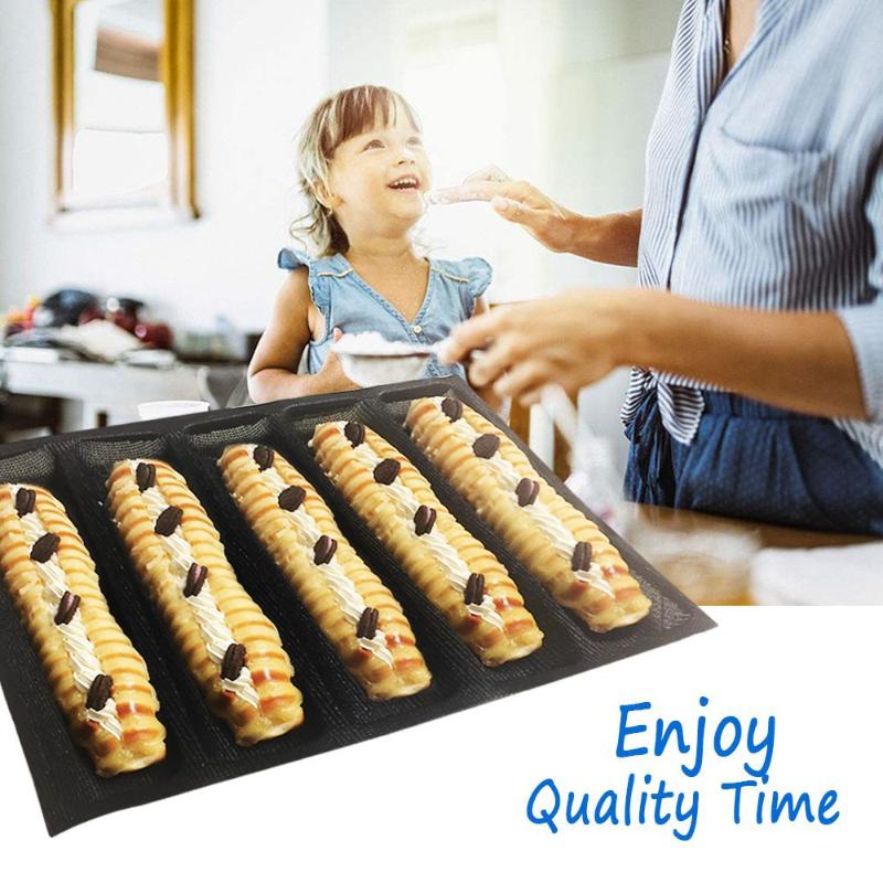 5 Cavity French Bread Roll Pan Nonstick Tray Foldable Soft Compact Storage for Kitchen Bakery Home Use