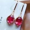 Eleganckie pozłacane 18-karatowym różowym złotem kolczyki wiszące z symulowanym czerwonym turmalinem dla kobiet
