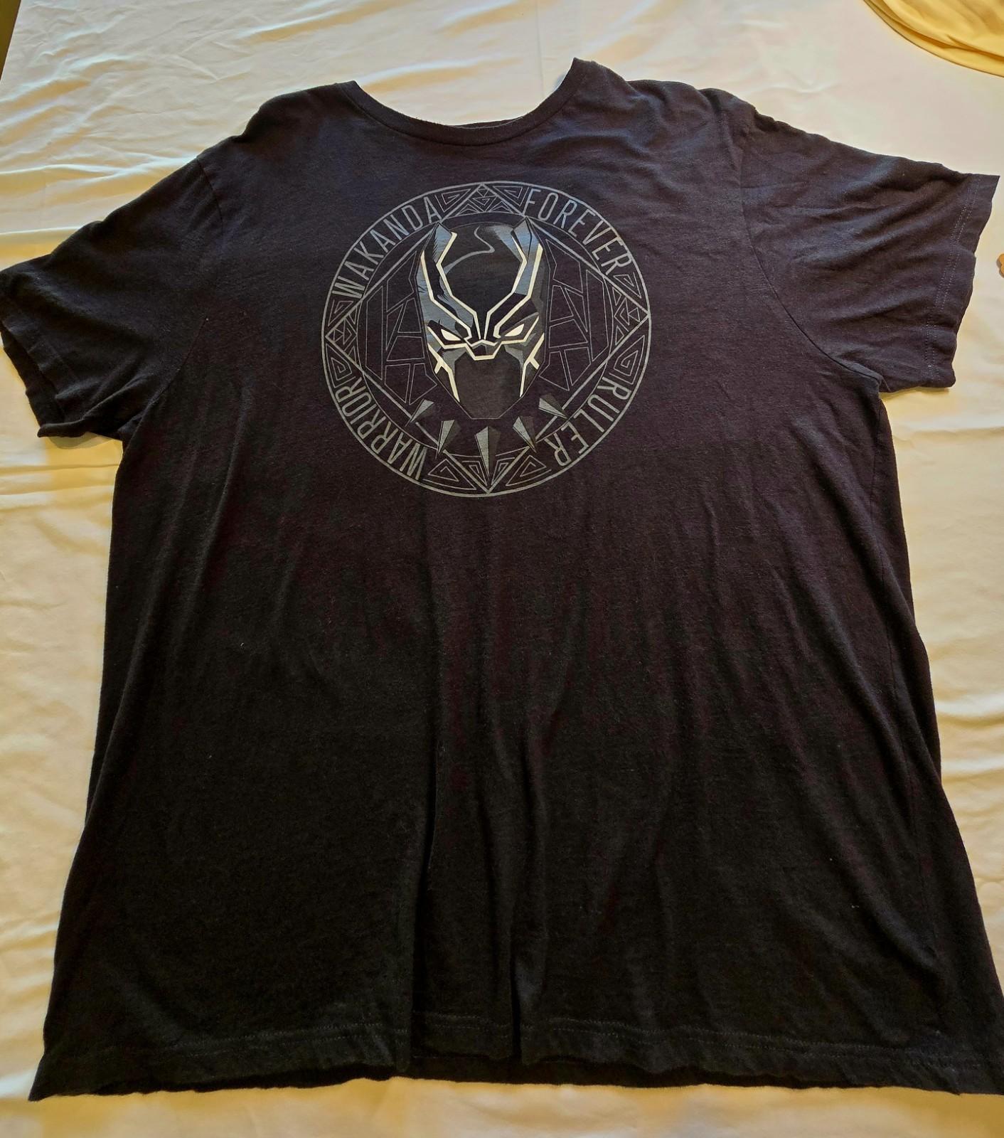 Marvel Black Panther Wakanda Forever XL Marvel Disney Black T-Shirt Graphic Tee S