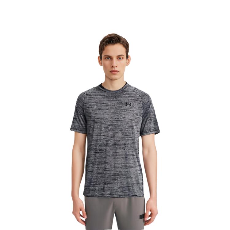 Under Armour T Shirts Men's Black Crew Neck Moderate Straight Fit 1377843-001