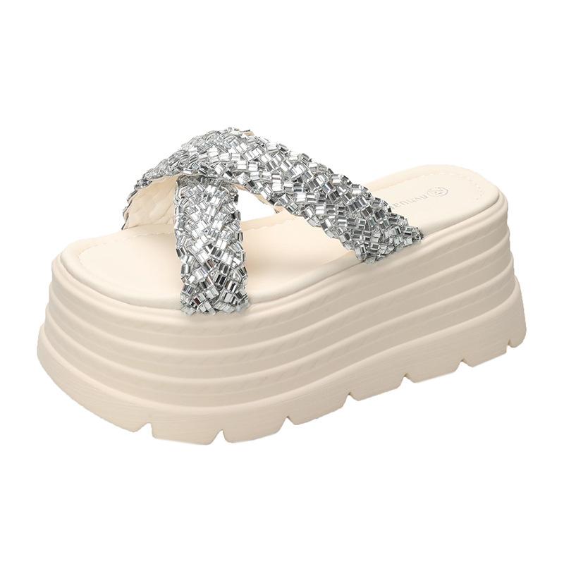 

8Cm thick-soled rhinestone slippers women s outer wear 2025 summer new small height increase cross sandals muffin sandals 34
