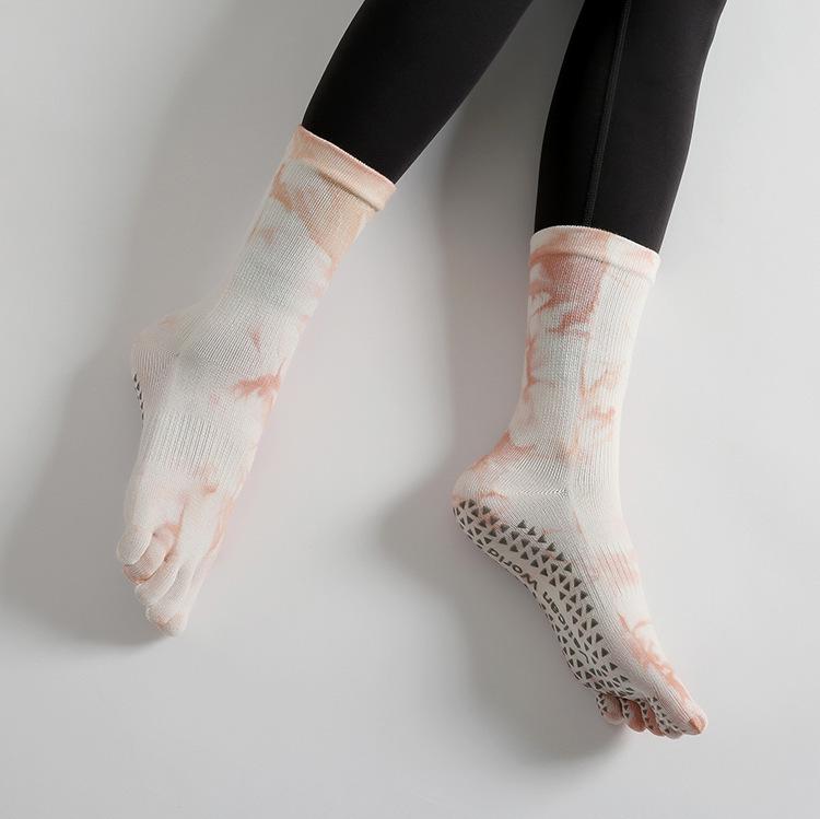 Professional Non-slip Split-toe Yoga and Pilates Mid-calf Socks