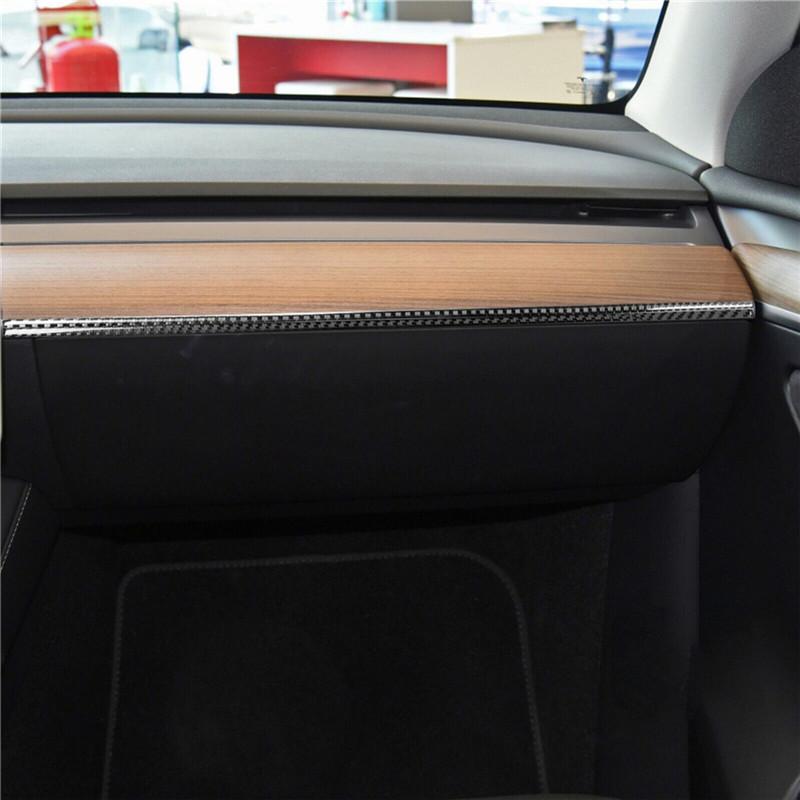 

Черная красная полоса нижней накладки на приборной панели второго пилота из углеродного волокна для модели Tesla 3/Y