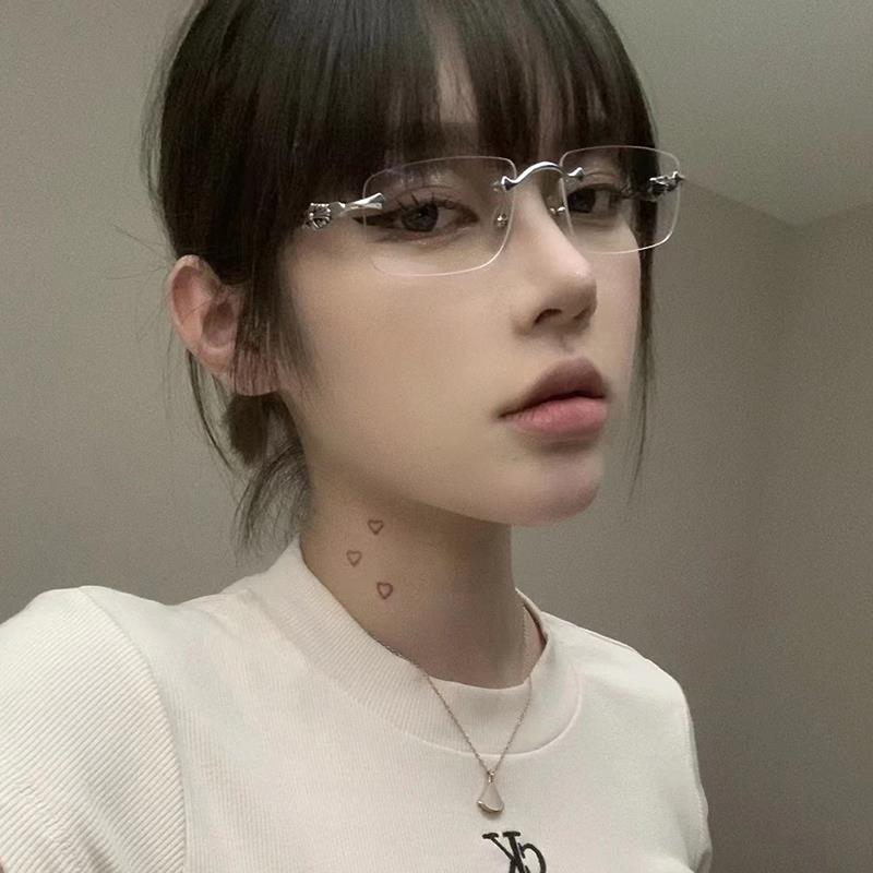 Randlose Brillen mit Fassung Damen Anti-Blaulicht Fortgeschrittener Sinn Ultraleicht Goldseide Einfache Flache Brillen Geschäftsbrillen