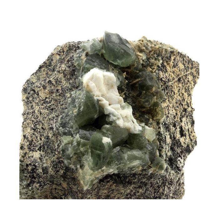 Pierres et Minéraux. Prehnite. 1095.0 ct. La Combe de la Selle, Bourg d'Oisans, France..