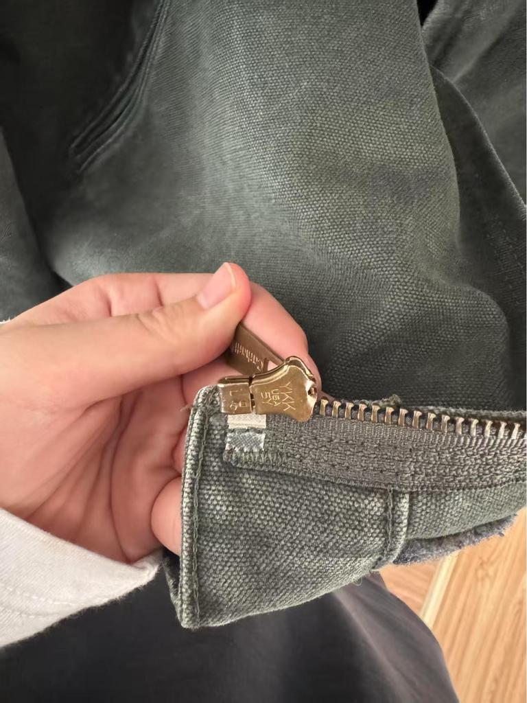 Carhartt J97 American Detroit Sliten Kanvas Dragkedjejacka