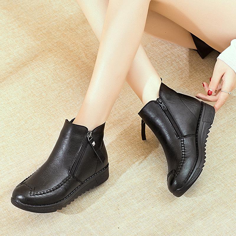 Modne zimowe botki ze skóry naturalnej Ręcznie robione Damskie buty na platformie Wygodne codzienne mokasyny Botki z zamkiem z boku Damskie buty