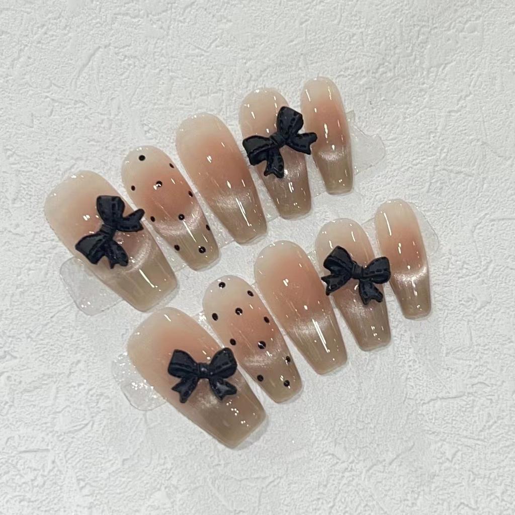 Nosit brnění Jednoduché francouzské kočičí oko Puntíkovaná mašlička Nail Art Odnímatelný kousek umělého nehtu