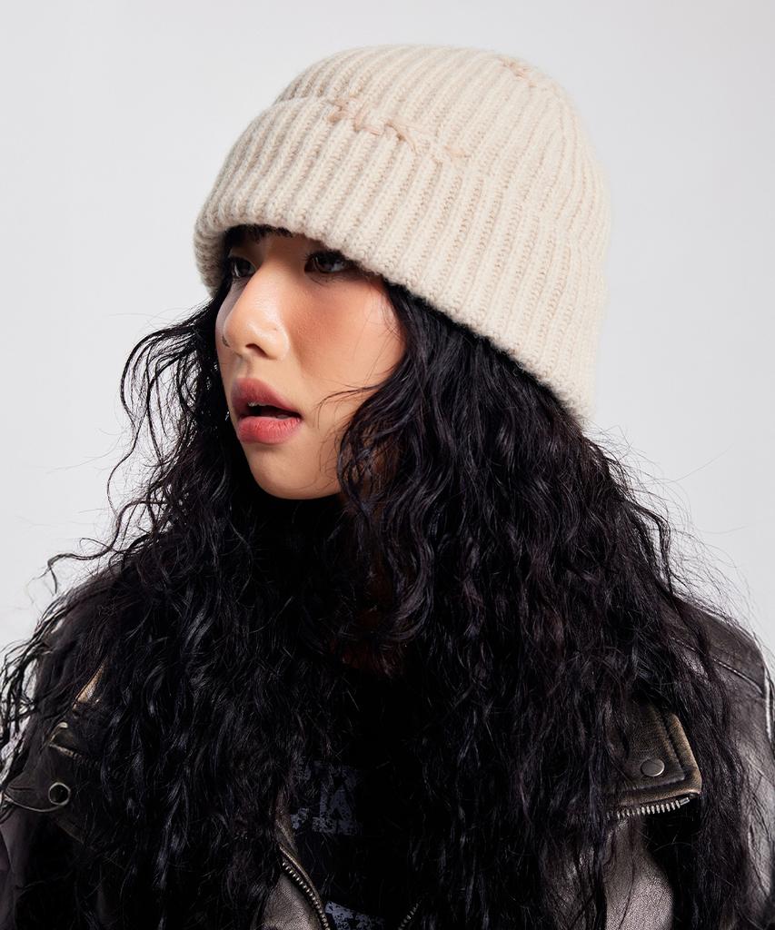 Beullaegsaenjeu Lambswool Handcrafted Embroidered Beanie Cream Beige