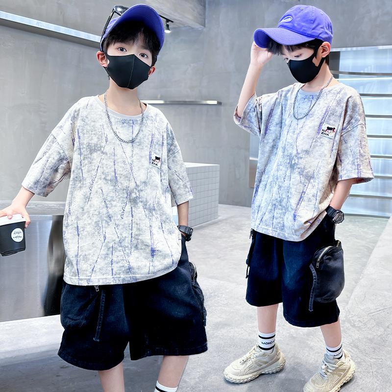 Boys' short sleeved T-shirt summer 2026 new item, medium and large children's thin design, boys' summer clothes, children's cool and stylish top t