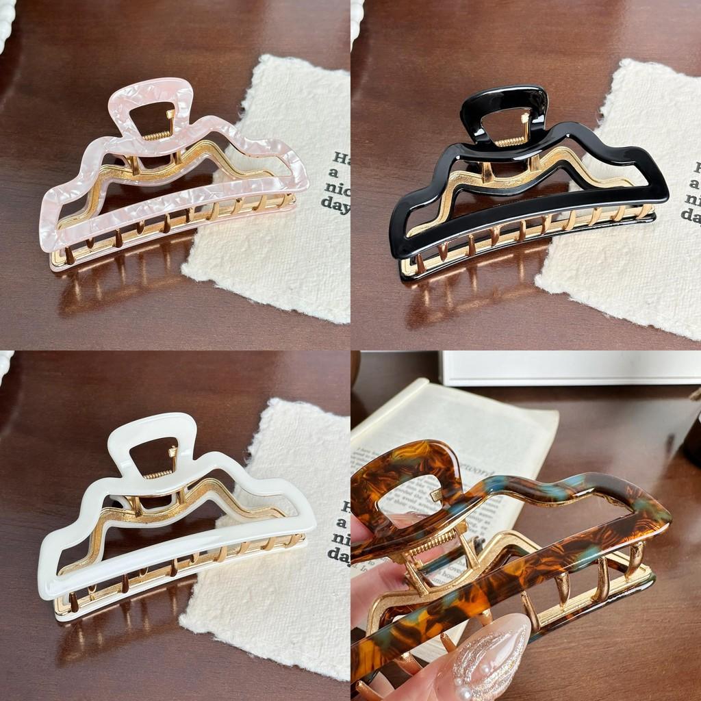 Fashion-forward Hair Claw Clip Featuring Elegant Lines For Effortless Style In Multiple Color Options