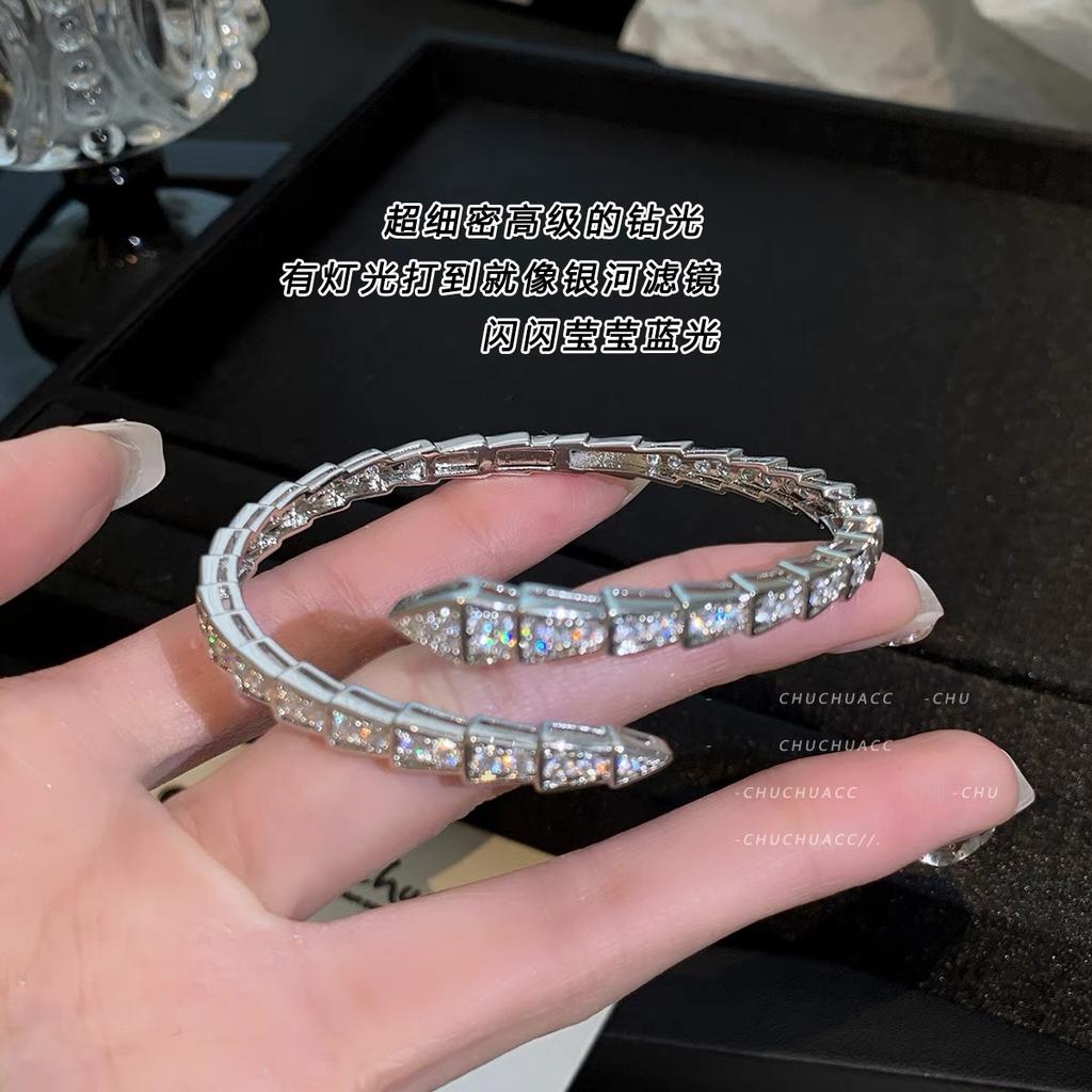 2026 European and American Nail Bracelet Women's Thick-plated 18K Jewelry Light Luxury High-end Fashion Couple Bracelet