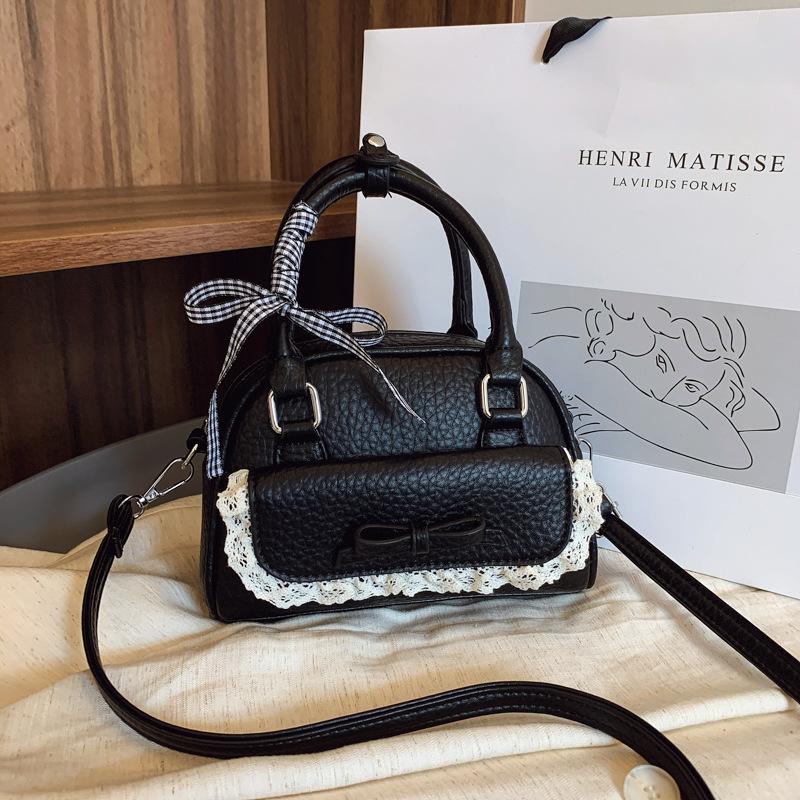 Summer fashion handbag women s bag 2025 new sweet girl lace small square bag simple messenger bag