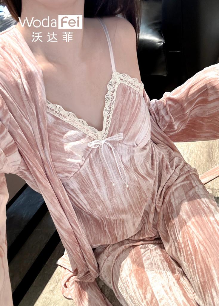 1011 autumn and winter new V-neck lace gold diamond fleece suspender trousers nightgown three-piece set girl style sweet loungewear