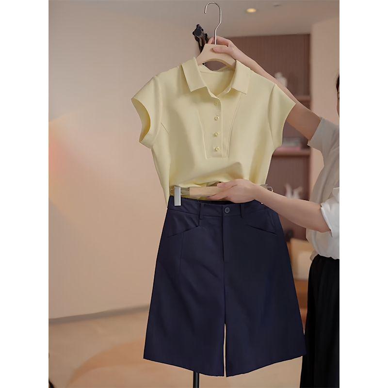2026 Women's Chic Polo Collar Set: Stylish Solid Color Short Sleeve T-shirt for Summer Commutes