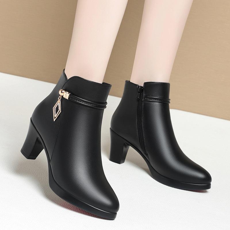 Autumn Winter Women Fashion Boots New Keep Warm Plush Ankle Boots Snow Boots Comfort High Heels Soft Leather Cotton Shoes